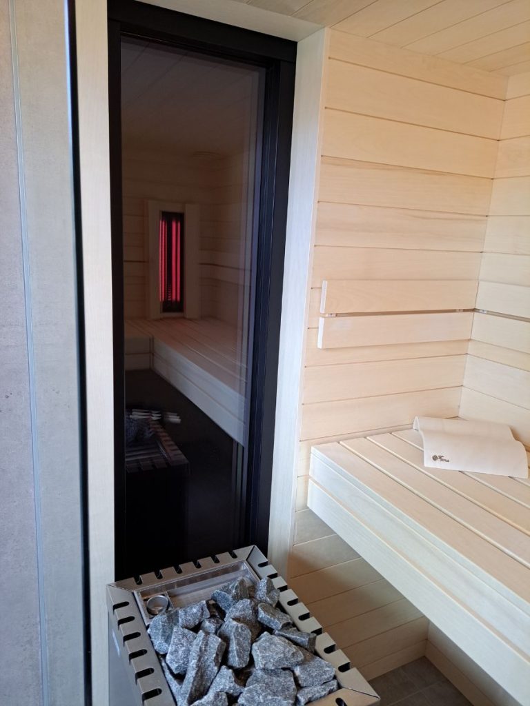 Hibridna savna Premium Savne Štrus 17