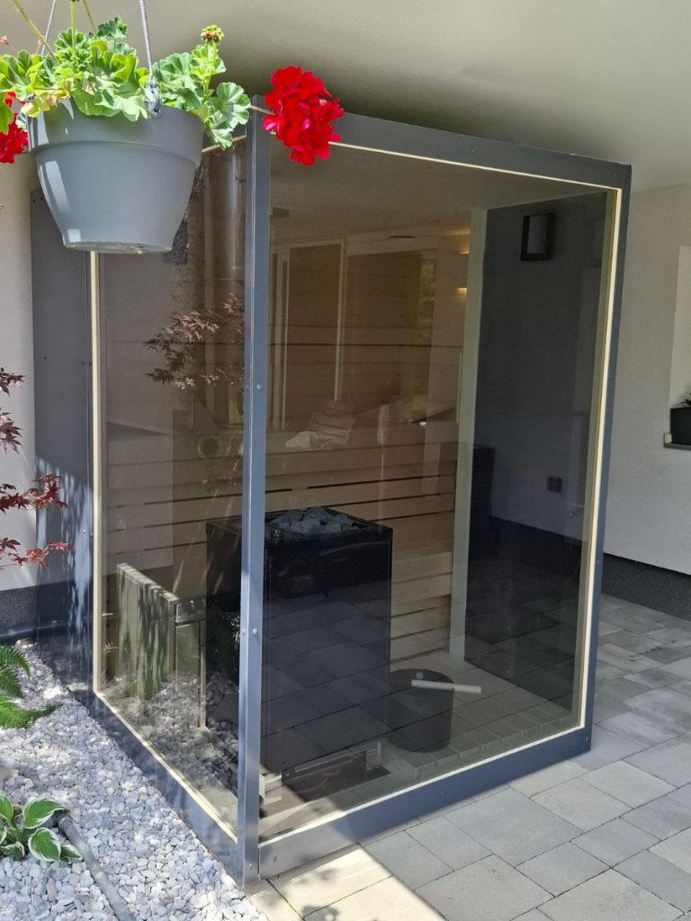 Hibridna zunanja savna Premium Savne Štrus 9