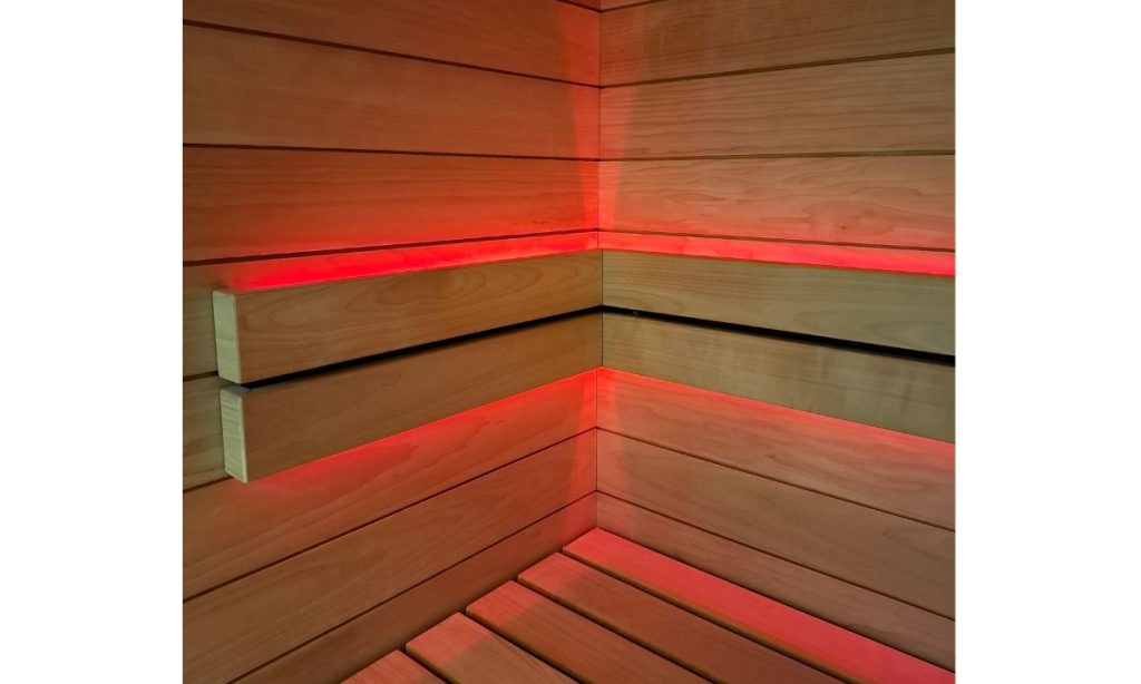 Linijska ambientalna osvetlitev - Savne Štrus 6